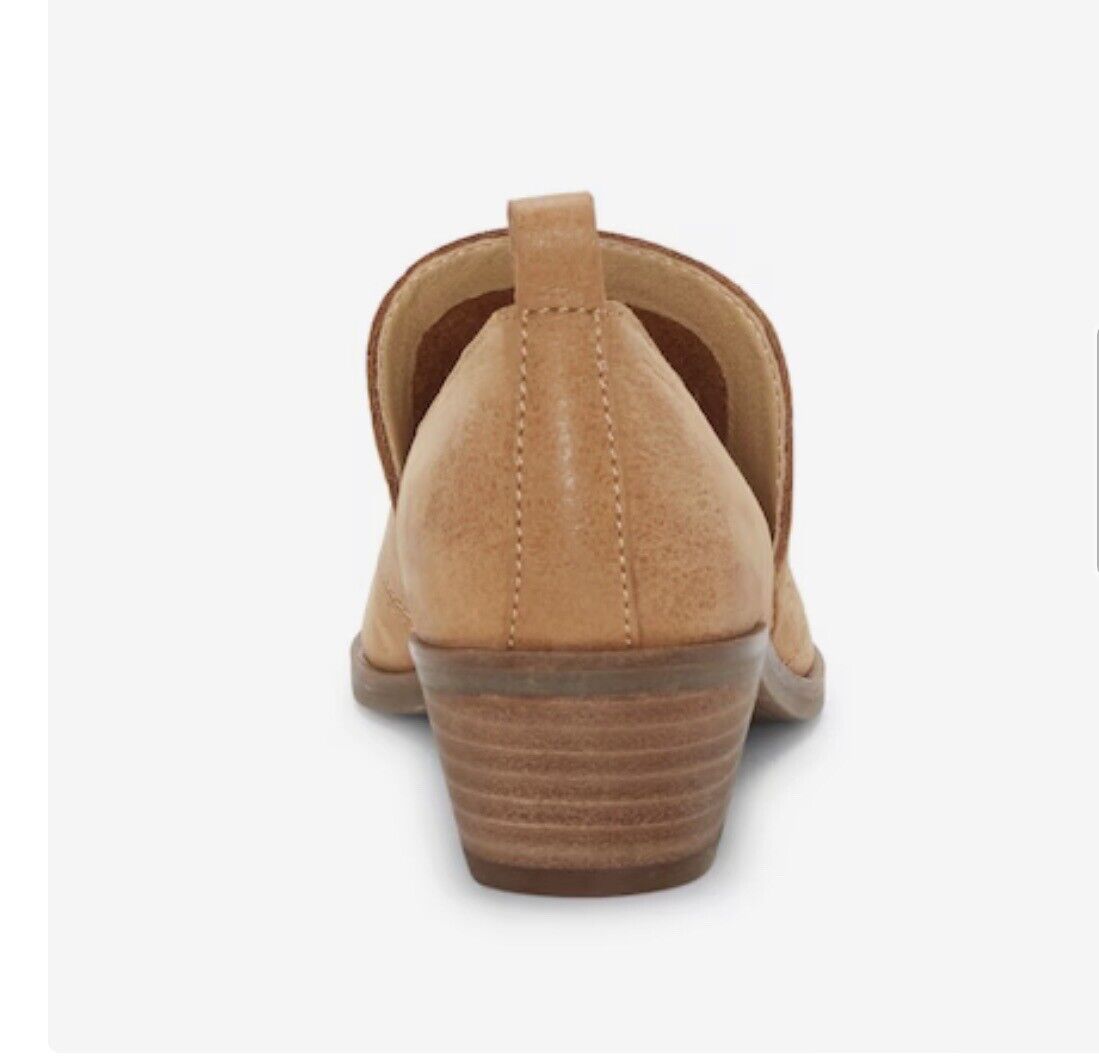Lucky Brand Mahzan Loafer Size 5.5 Tan